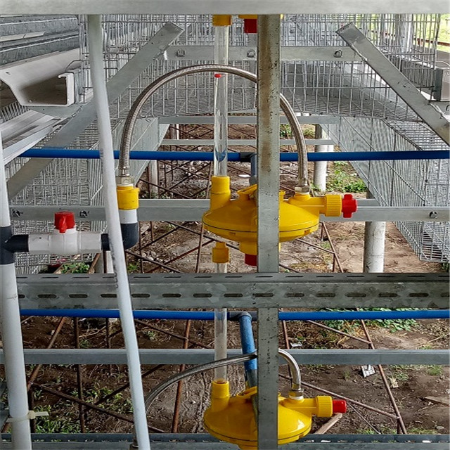 Plastic Pressure Water Regulator for Chicken Drinking Lines Poultry Water Drinker Pressure Regulator PH-151
